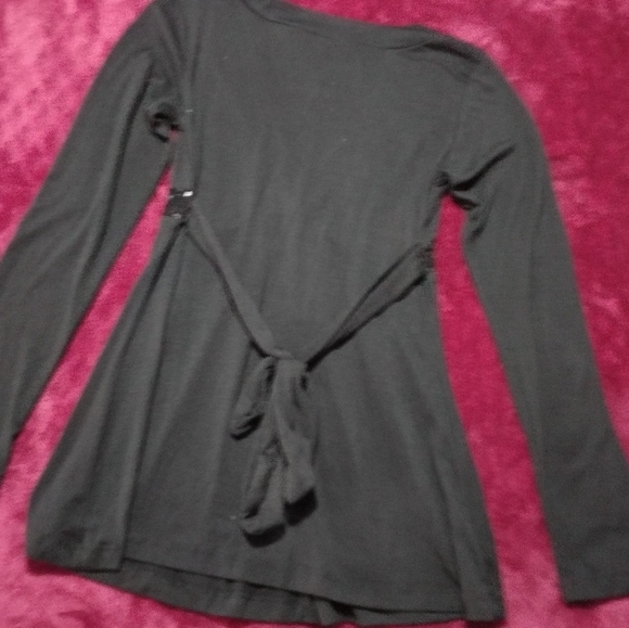 Black Long Sleeve Top with Sequin Detail - Picture 11 of 12